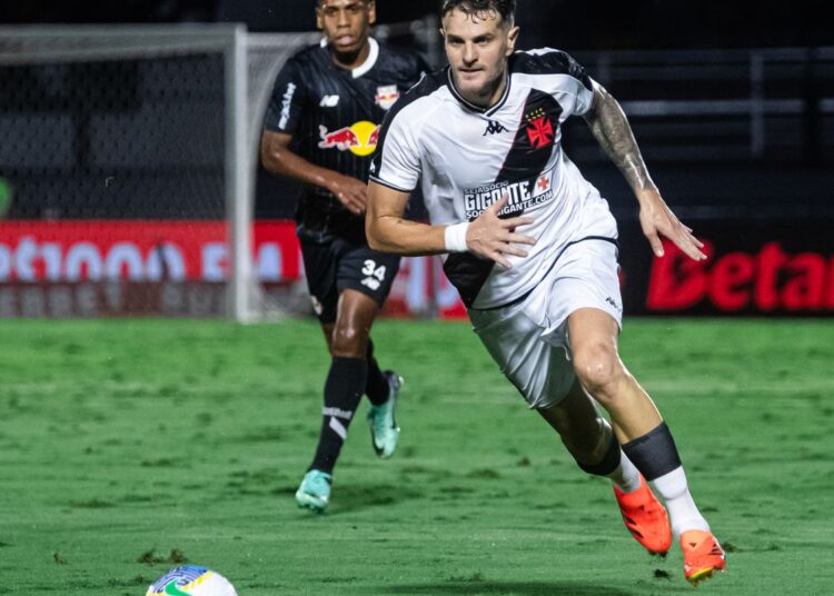 Brasileiro: Vasco enfrenta Bragantino para tentar se afastar do Z4 Brasileiro: Vasco enfrenta Bragantino para tentar se afastar do Z4