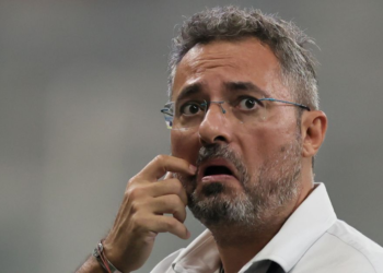 Alexandre Mattos encaminha saída do Cruzeiro para ser CEO do Santos Alexandre Mattos encaminha saída do Cruzeiro para ser CEO do Santos
