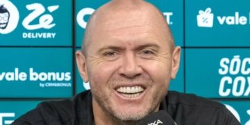 Ganhando espaço com Mozart, Vini Paulista encerra jejum do Coritiba e técnico elogia