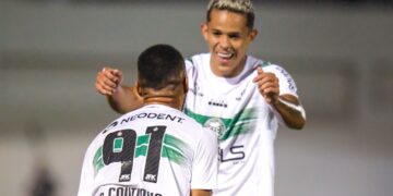 Goiás x Coritiba: escalações prováveis e horário de jogo (10/5)