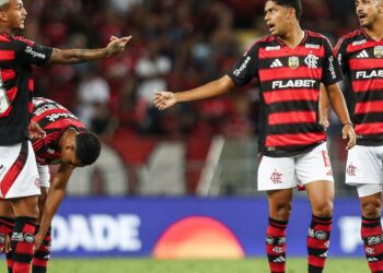 Rádio Nacional transmite clássicos do Brasileirão no fim de semana Rádio Nacional transmite clássicos do Brasileirão no fim de semana