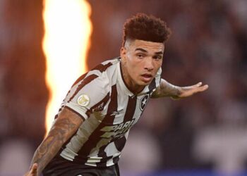 Igor Jesus na Premier League pode render milhões ao Coxa Igor Jesus na Premier League pode render milhões ao Coxa