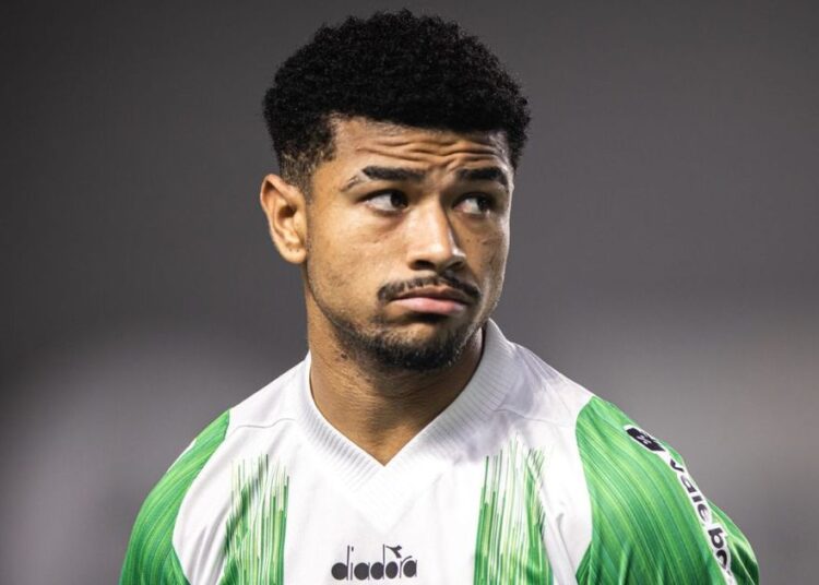Mozart explica ausência de Lucas Ronier em vitória contra o Criciúma Mozart explica ausência de Lucas Ronier em vitória contra o Criciúma