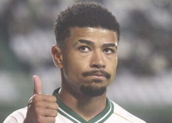 Coritiba x Avaí: Veja as escalações prováveis Coritiba x Avaí: Veja as escalações prováveis