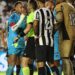 Neymar é expulso e Santos perde do Botafogo na Vila pelo Brasileirão