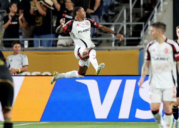 Flamengo fecha primeira fase do Mundial com empate com o Los Angeles Flamengo fecha primeira fase do Mundial com empate com o Los Angeles
