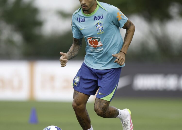 Ancelotti testa mudanças no ataque da seleção brasileira