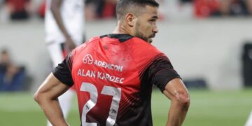 novo vexame e crise no centenário