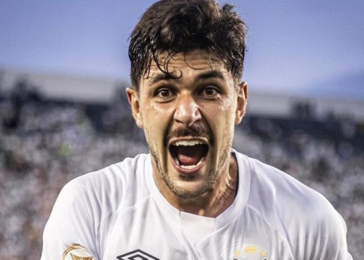 Santos dribla pagamento milionário por João Basso