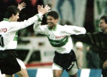 Athletico e Coritiba voltam a disputar clássico na Série B após 30 anos