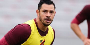 Com desfalques, Athletico aposta na base contra o Atlético-GO; veja as prováveis escalações