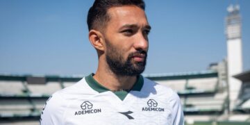 Reforço do Coritiba, Clayson foi absolvido de denúncia de agressão contra mulher