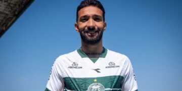 Coritiba anuncia a contratação do atacante Clayson, ex-Mirassol