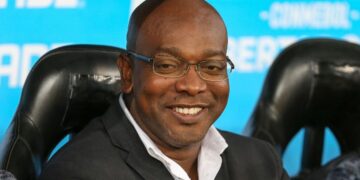 Coritiba está mais preparado para subir que o Athletico, avalia Paulo Miranda