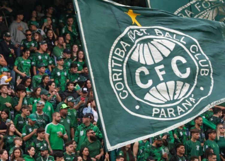 Coritiba consegue liminar fo STJD para ter 10% dos ingressos na Arena da Baixada Coritiba consegue liminar fo STJD para ter 10% dos ingressos na Arena da Baixada