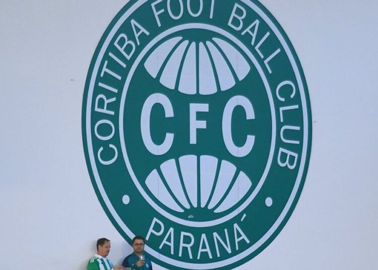 Coritiba firma convênio com a UFPR em projeto para preservar fontes históricas do clube Coritiba firma convênio com a UFPR em projeto para preservar fontes históricas do clube