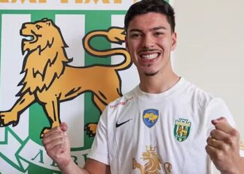 Coritiba vende zagueiro Jean Pedroso em definitivo para o Karpaty, da Ucrânia Coritiba vende zagueiro Jean Pedroso em definitivo para o Karpaty, da Ucrânia