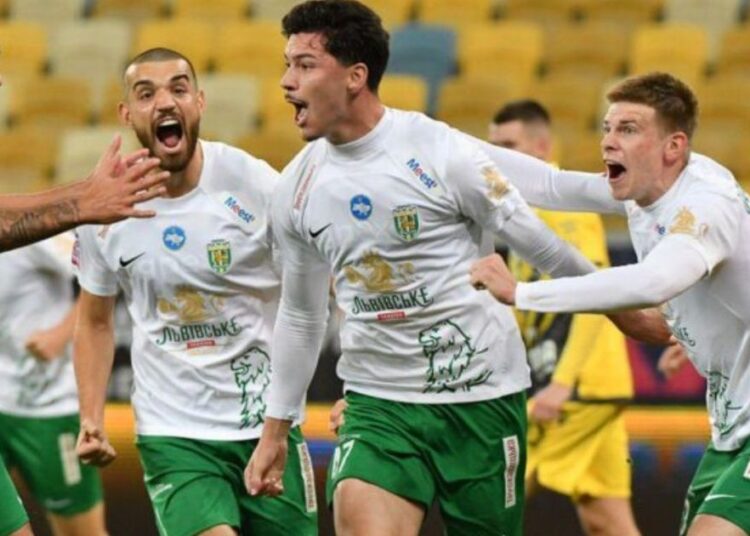 Jean Pedroso se destaca na Ucrânia e tem futuro indefinido Jean Pedroso se destaca na Ucrânia e tem futuro indefinido