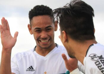 Matheus Cunha no Manchester United relembra erro grosseiro do Coritiba Matheus Cunha no Manchester United relembra erro grosseiro do Coritiba
