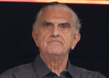 Em crise na Série B, Petraglia convoca reunião com cúpula do Athletico Em crise na Série B, Petraglia convoca reunião com cúpula do Athletico