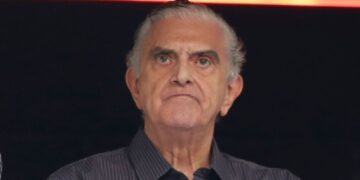 Em crise na Série B, Petraglia convoca reunião com cúpula do Athletico