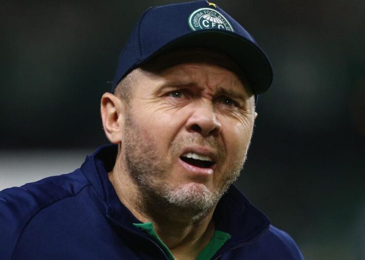 Coritiba perde dois jogadores para enfrentar o Atlético-GO