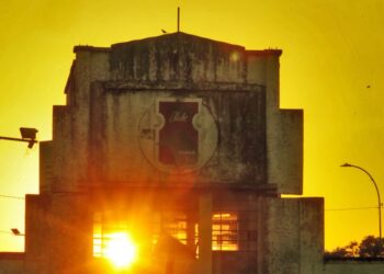 Reunião extraordinária do Conselho do Paraná para análise da SAF e participação na Taça FPF Reunião extraordinária do Conselho do Paraná para análise da SAF e participação na Taça FPF