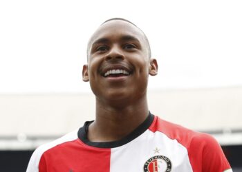 Quanto o Coritiba fatura pela venda do atacante