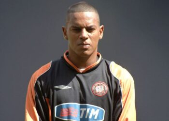 Flávio Pantera entrou na história do Athletico e tornou-se eterno Flávio Pantera entrou na história do Athletico e tornou-se eterno