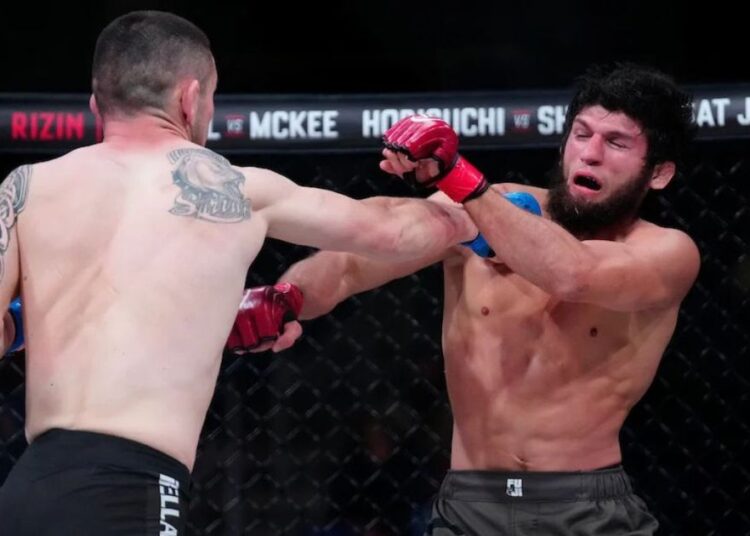 Campeão de MMA leva cinco tiros em emboscada