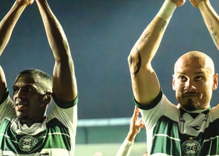 Coritiba mexe na dupla de zaga que ainda não levou gol na Série B Coritiba mexe na dupla de zaga que ainda não levou gol na Série B