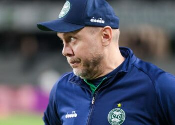 Goleada histórica marca a primeira derrota de Mozart no Couto Goleada histórica marca a primeira derrota de Mozart no Couto