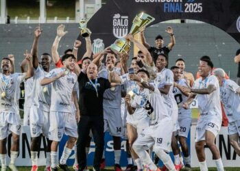 Galo Maringá é campeão da Segundona Galo Maringá é campeão da Segundona