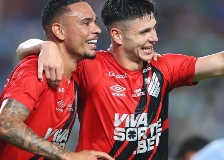 Artilheiro do Athletico em 2025 tem lesão confirmada e vira desfalque