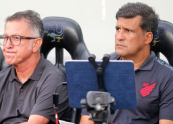 Ex-Athletico e São Paulo, técnico Juan Carlos Osório negocia com seleção Ex-Athletico e São Paulo, técnico Juan Carlos Osório negocia com seleção