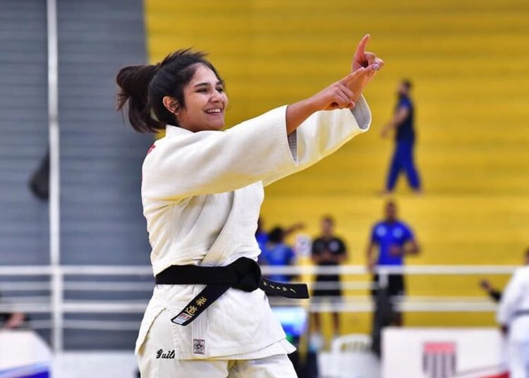 Jogos Mundiais Universitários: Beatriz Freitas fatura 2ª prata do país Jogos Mundiais Universitários: Beatriz Freitas fatura 2ª prata do país