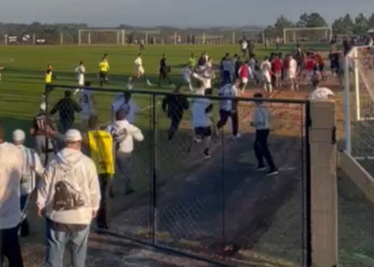 Operário sofre duro golpe na base após briga generalizada