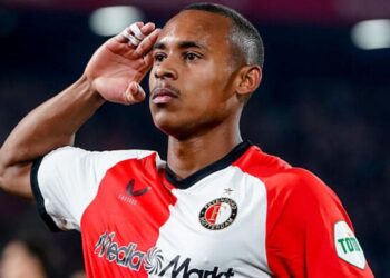 Ex-Coritiba e ex-Flamengo podem ser negociados por valor milionário