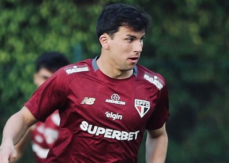 São Paulo anuncia a contratação de atacante que era alvo do Athletico