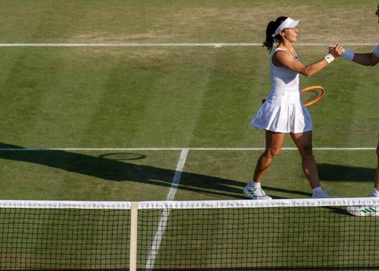 Luisa Stefani vai a final de duplas mistas no Torneio de Wimbledon