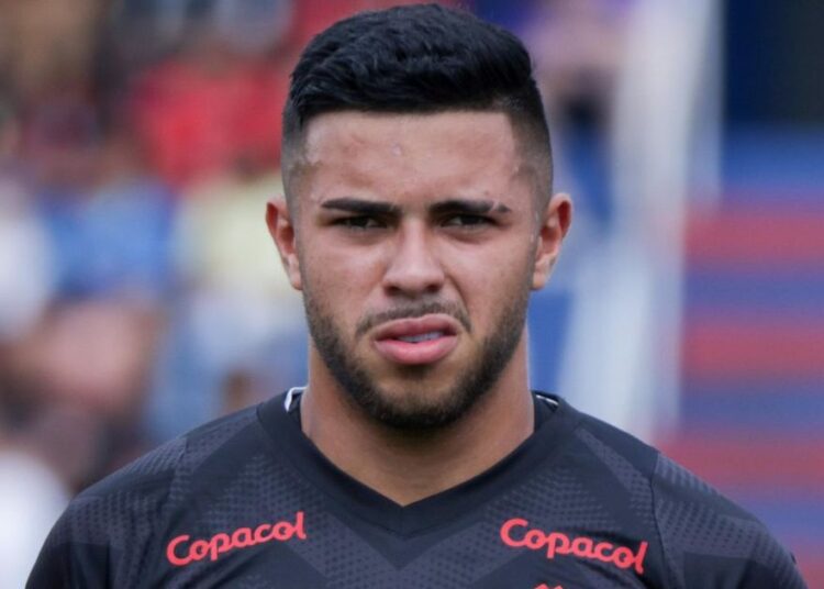 A reação de Mycael no Athletico após ser barrado por Odair Hellmann