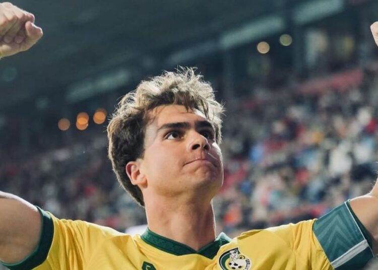 Zagueiro revelado pelo Coritiba acerta com clube argentino Zagueiro revelado pelo Coritiba acerta com clube argentino