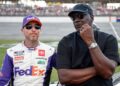 Justiça decide pró-NASCAR e contra equipe de Michael Jordan;saiba