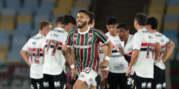 São Paulo leva 6 a 0 do Fluminense e sofre uma de suas maiores humilhações no século