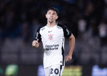 Panorama Esportivo: Corinthians no Paulistão e Destaques do Cenário Mundial