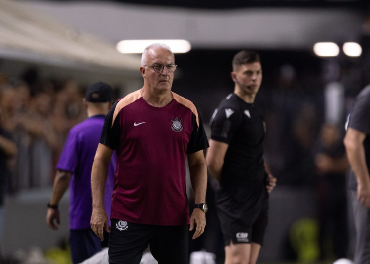 Dorival Júnior avalia estreia do Corinthians no Brasileirão, busca reforços e aprimoramento da equipe Dorival Júnior avalia estreia do Corinthians no Brasileirão, busca reforços e aprimoramento da equipe