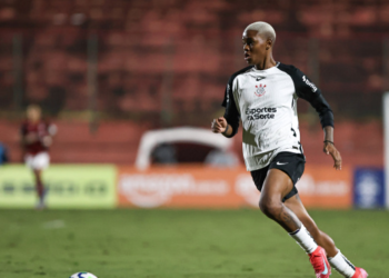 Corinthians Feminino ruma à Copa das Campeãs; Jhonson projeta apoio da Fiel e avalia concorrência