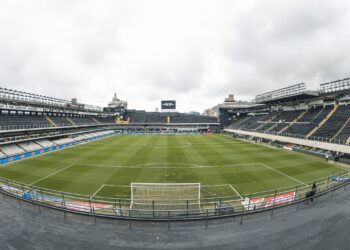 Acordo Inédito: Corinthians e Santos Trocão Mandos de Campo para Otimização de Calendário