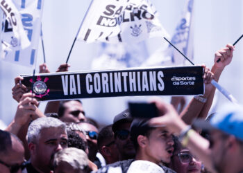 Fidelidade Inigualável: O Torcedor Que Acompanhou Cada Jogo do Corinthians na Neo Química Arena