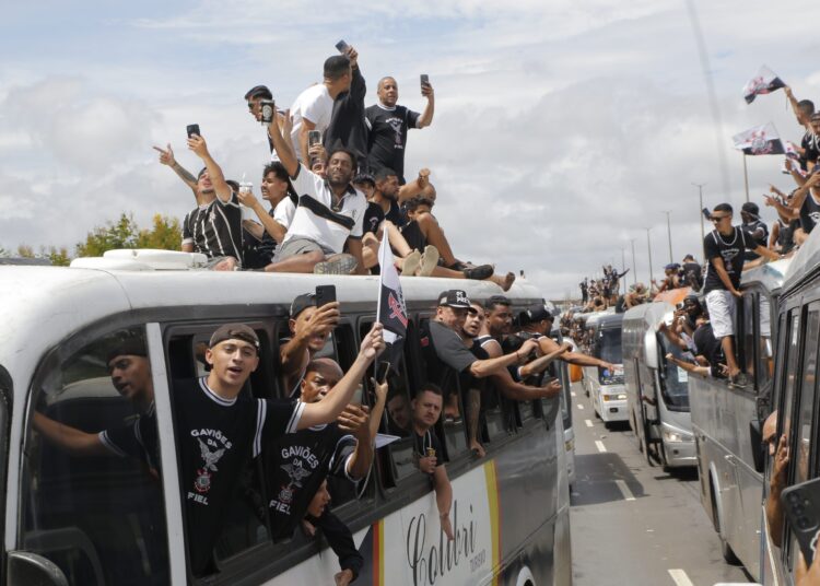Corinthians: Bastidores de Foco e Superação na Conquista da Supercopa